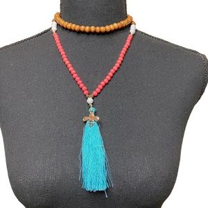 Vintage 90sHoney Bee boho hippie festival beaded tassel necklace